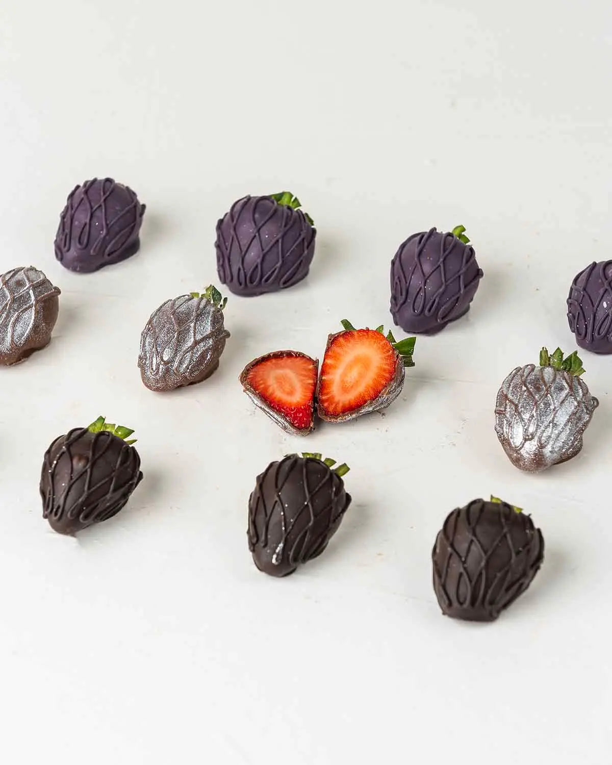 halloween-purple-and-silver-strawberries-dubai