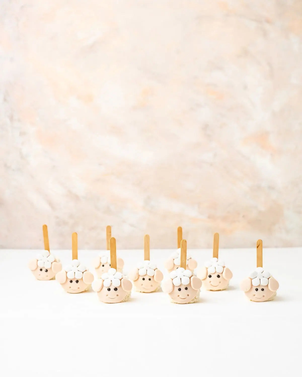 eid-cake-pops-dubai