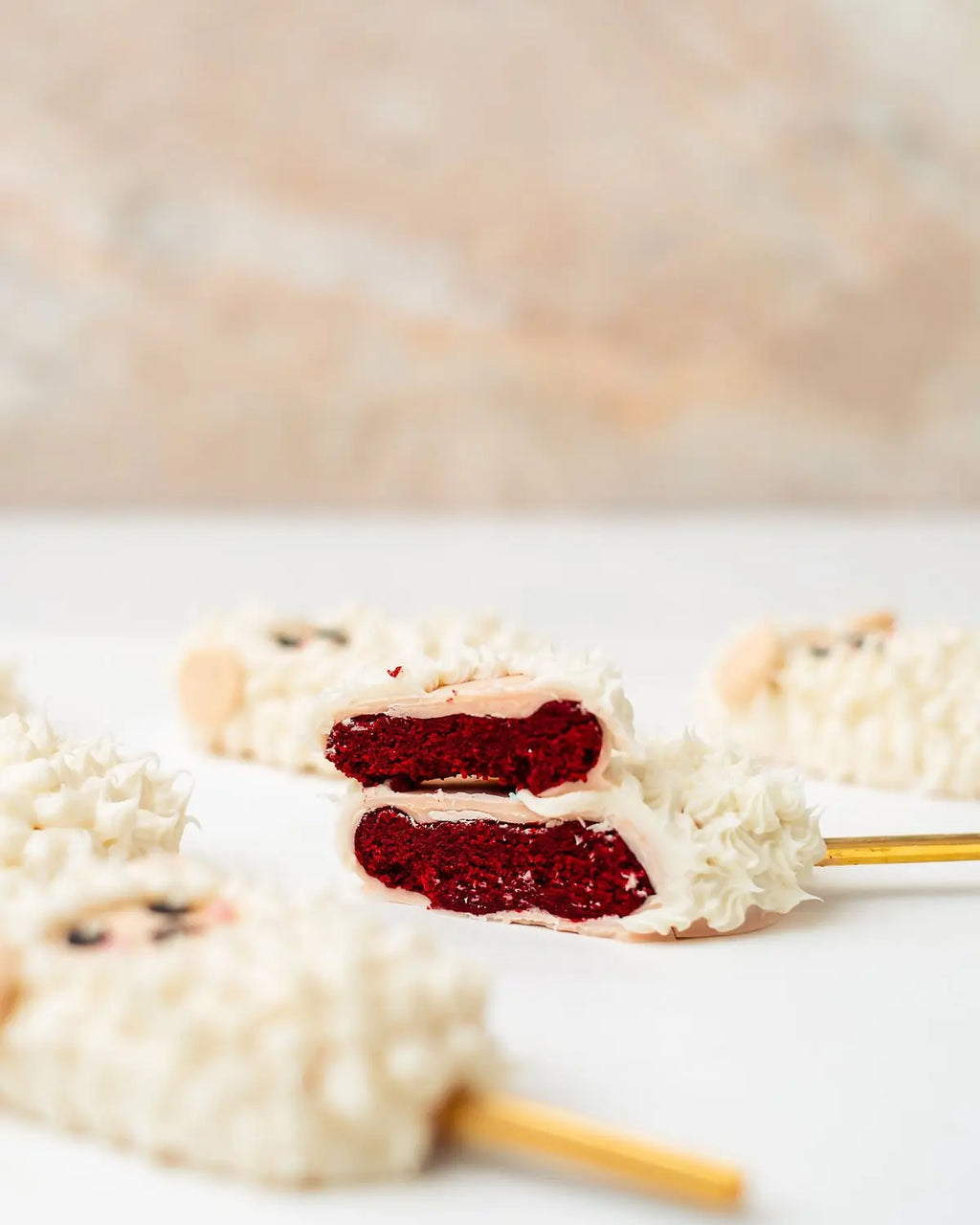 eid-mu-baa-rak-cakesicles-dubai