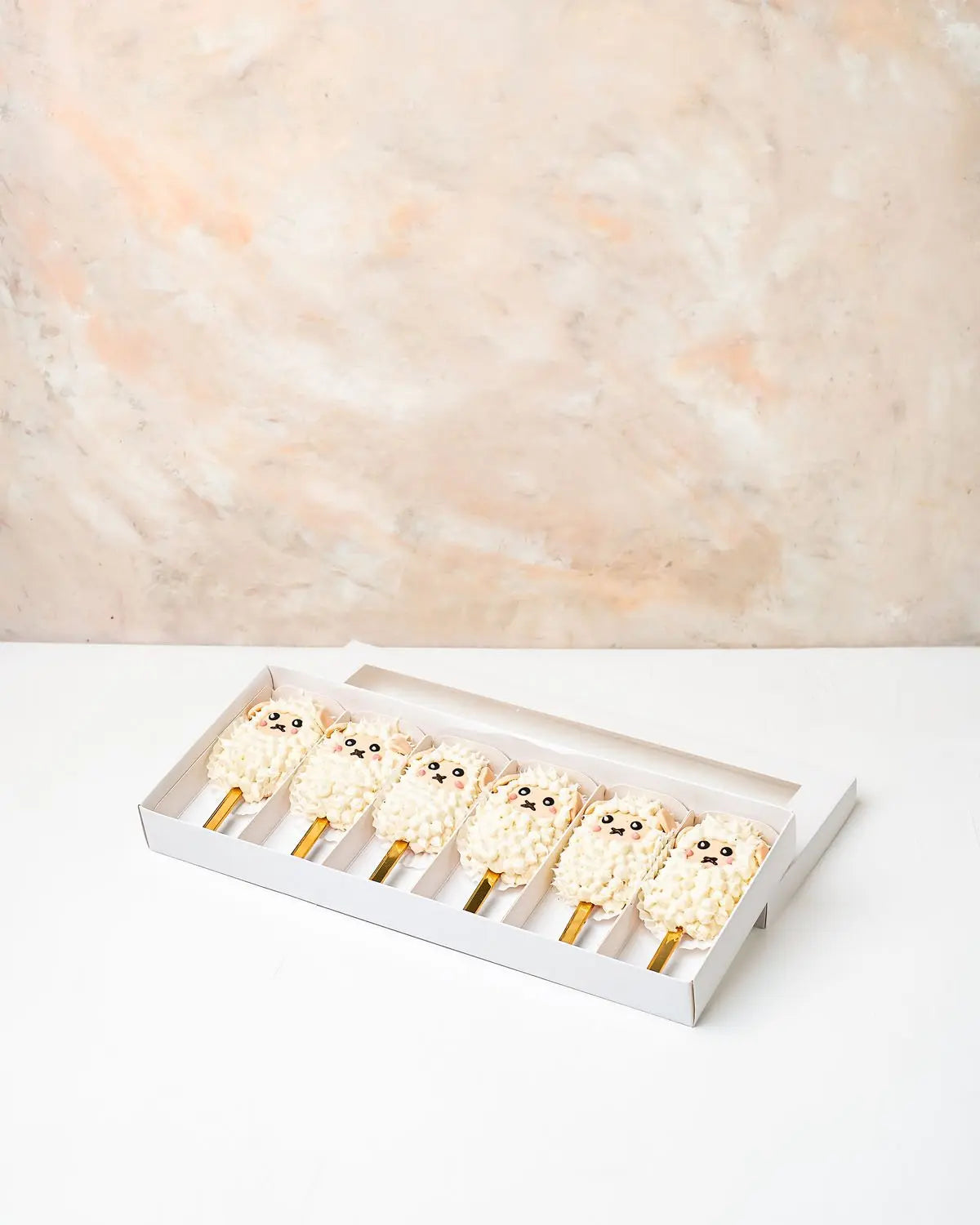 eid-mu-baa-rak-cakesicles-dubai