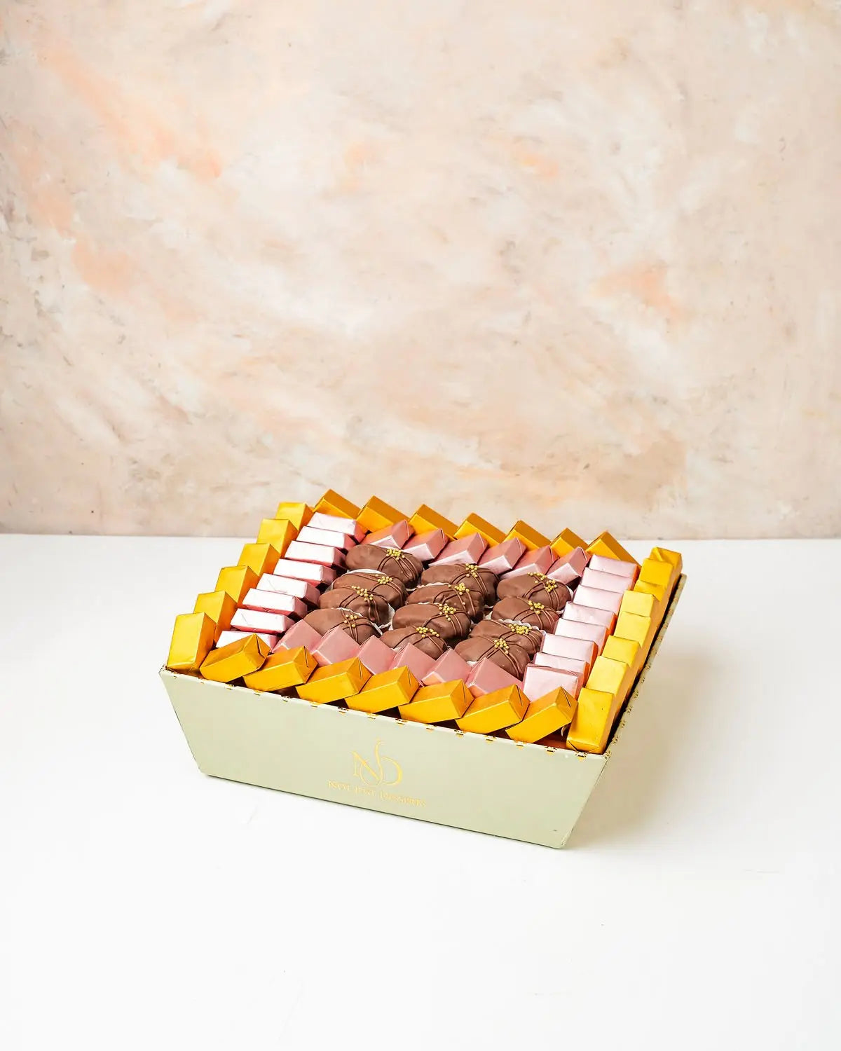 dates-and-gourmet-chocolate-dubai