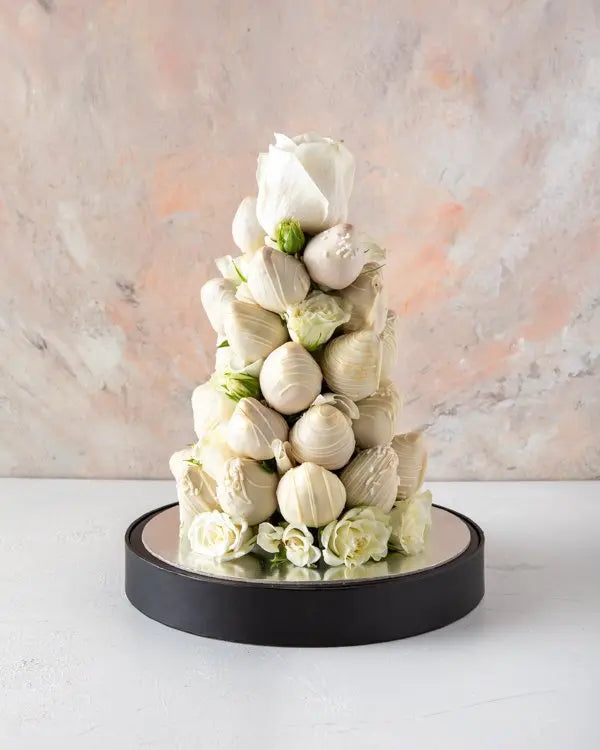 white-chocolate-strawberry-tower-dubai