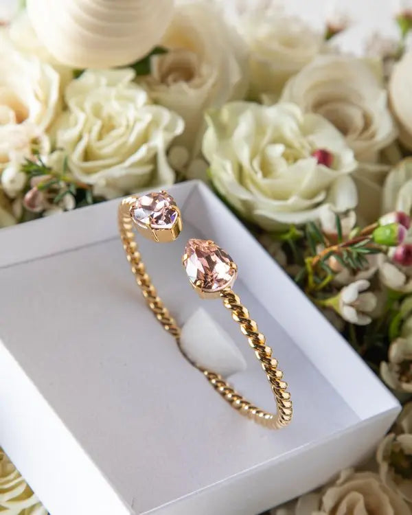 petite-drop-bracelet-hamper-dubai