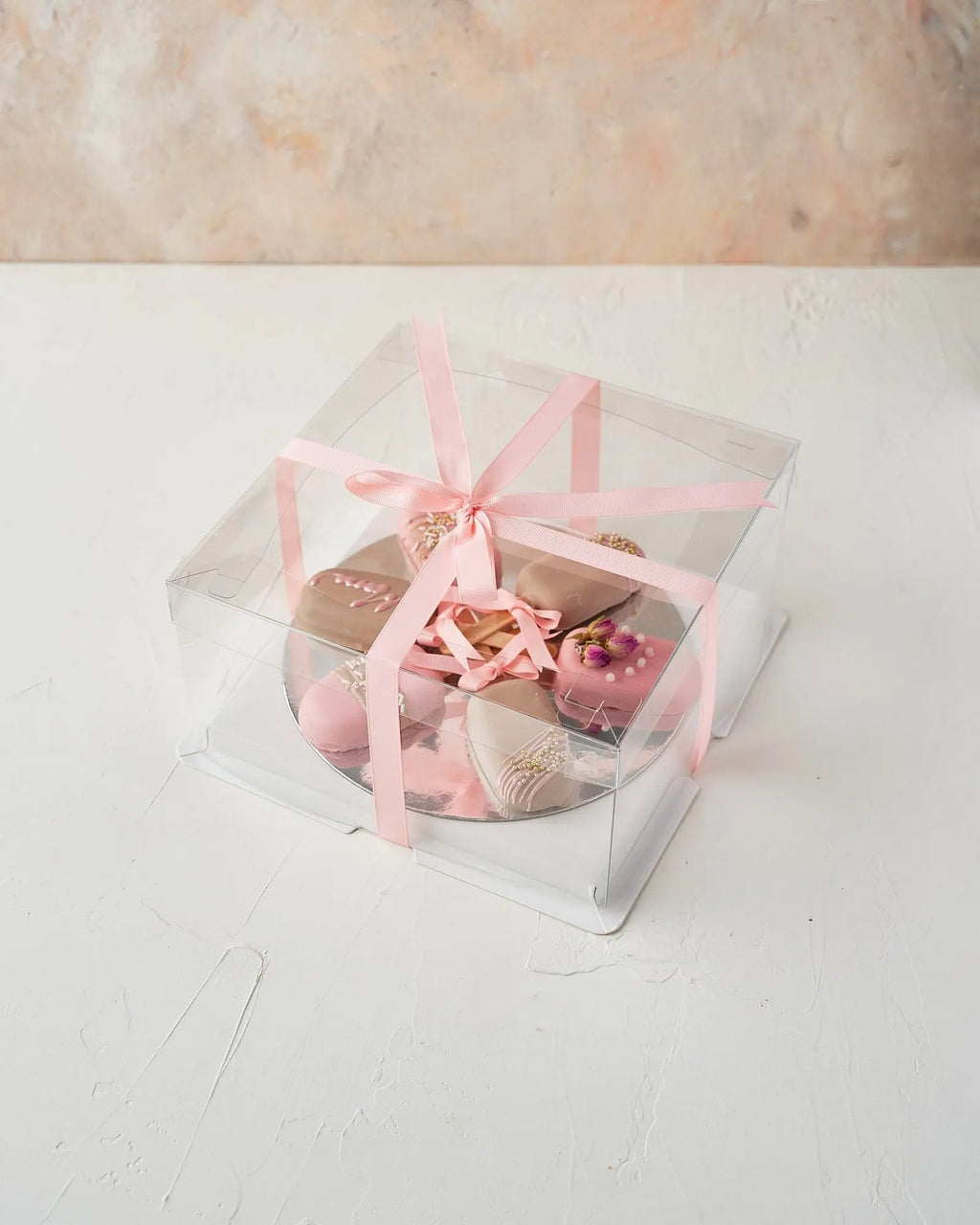 mothers-day-cakesicles-dubai