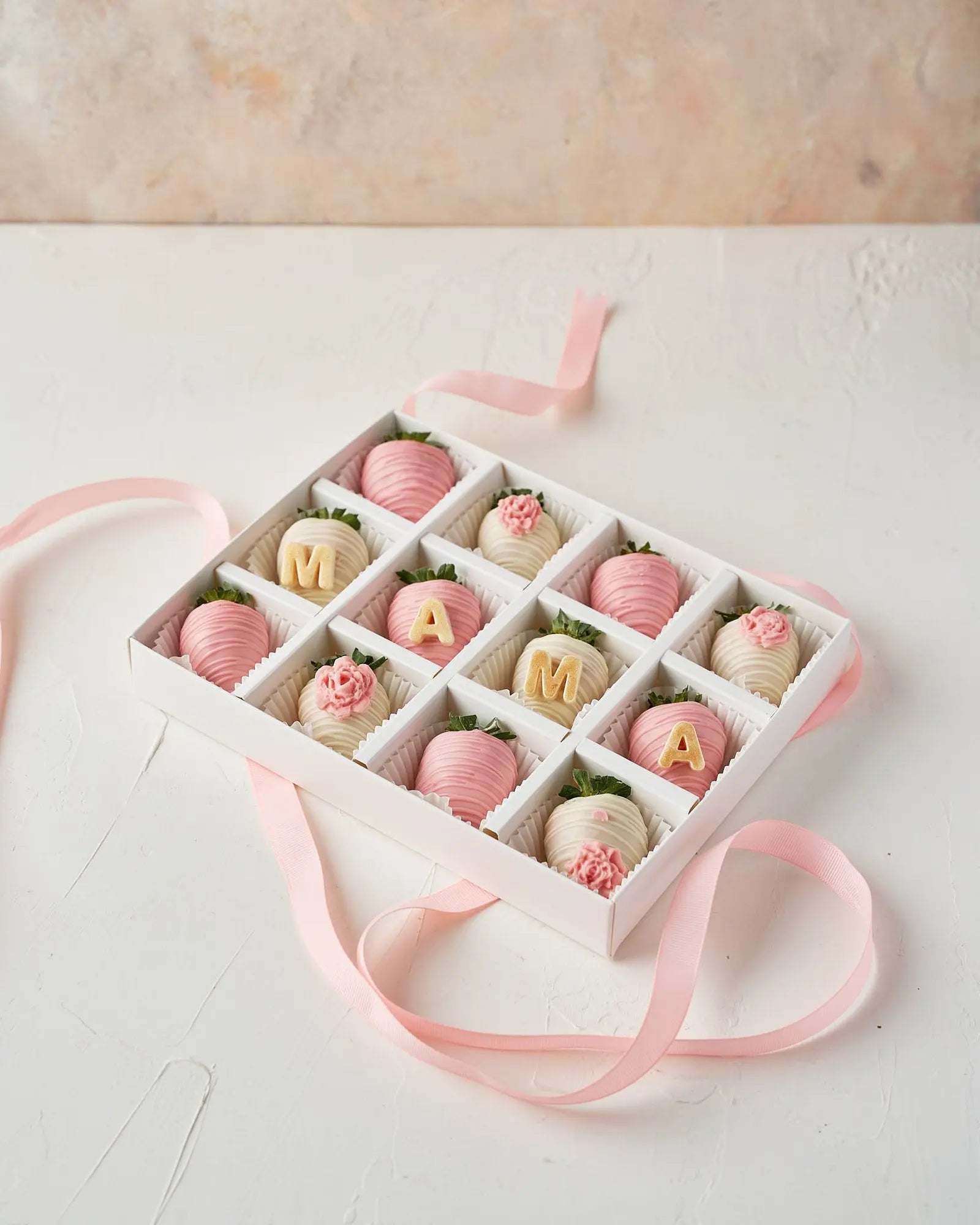 personalised-strawberries-for-mothers-day-dubai