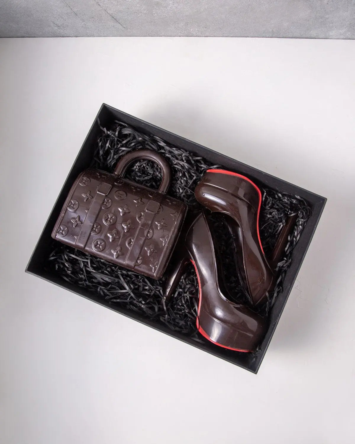a-perfect-gift-for-her-dubai