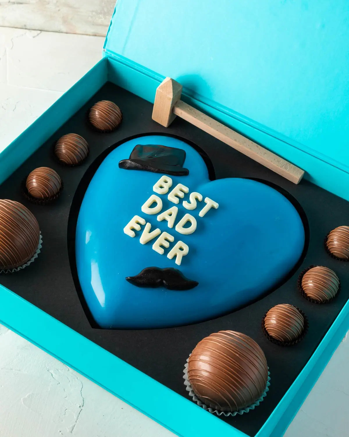 fathers-day-smash-heart-dubai