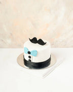 mini-cake-with-bow-tie-dubai
