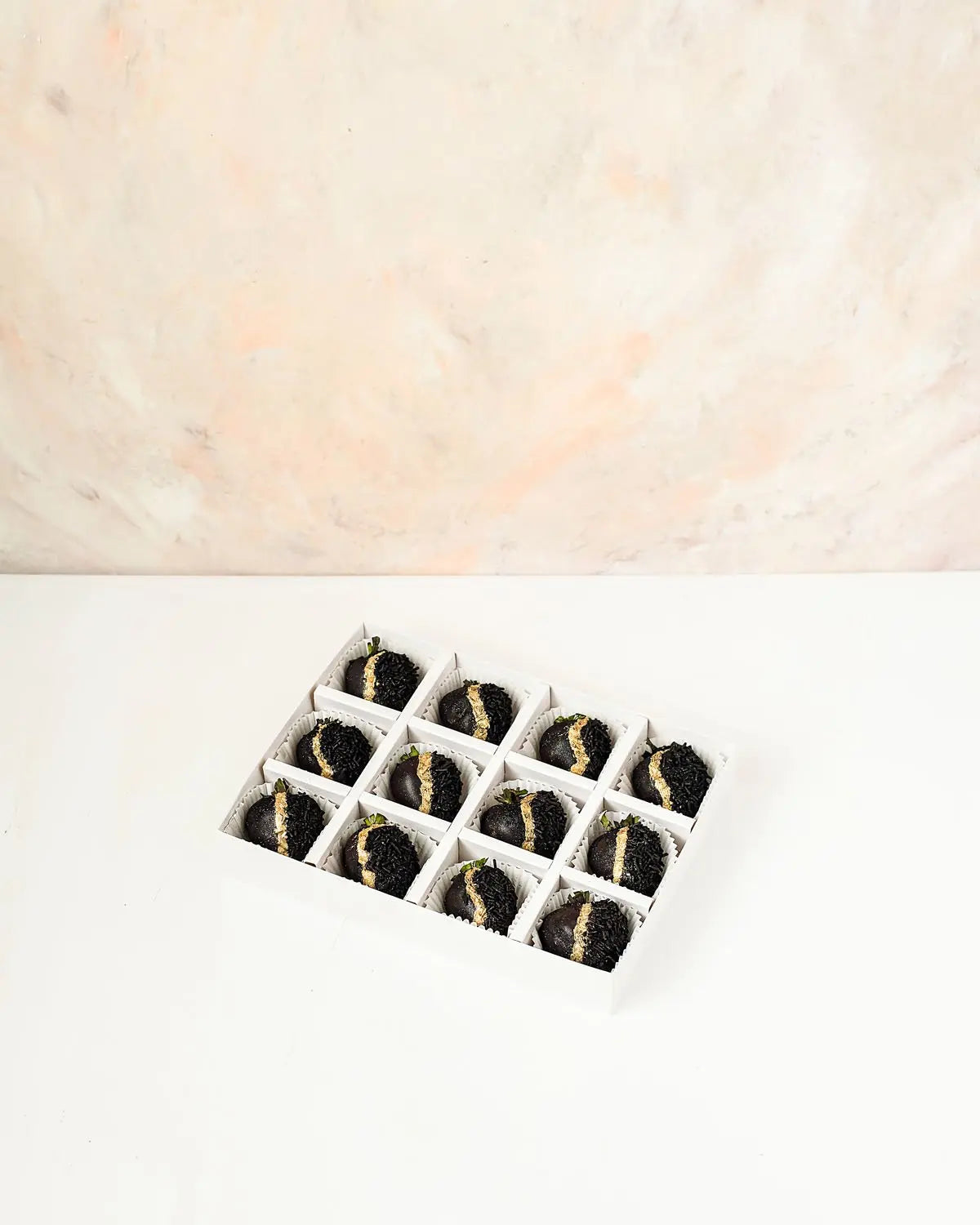 dark-chocolate-covered-strawberries-dubai