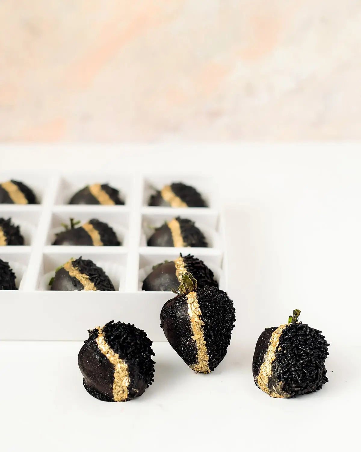dark-chocolate-covered-strawberries-dubai