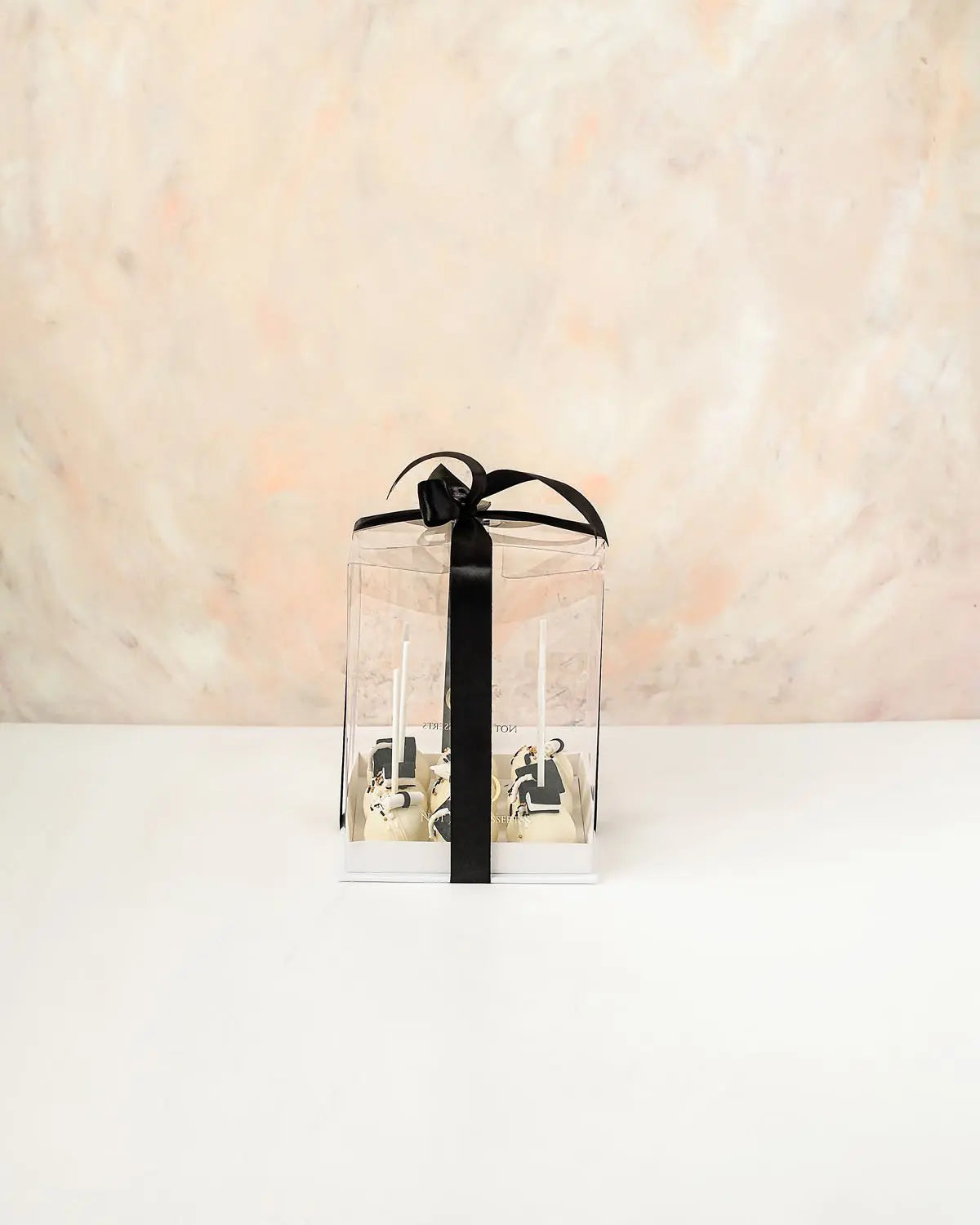 graduation-cake-pops-dubai