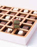 assorted-mothers-day-chocolate-dubai