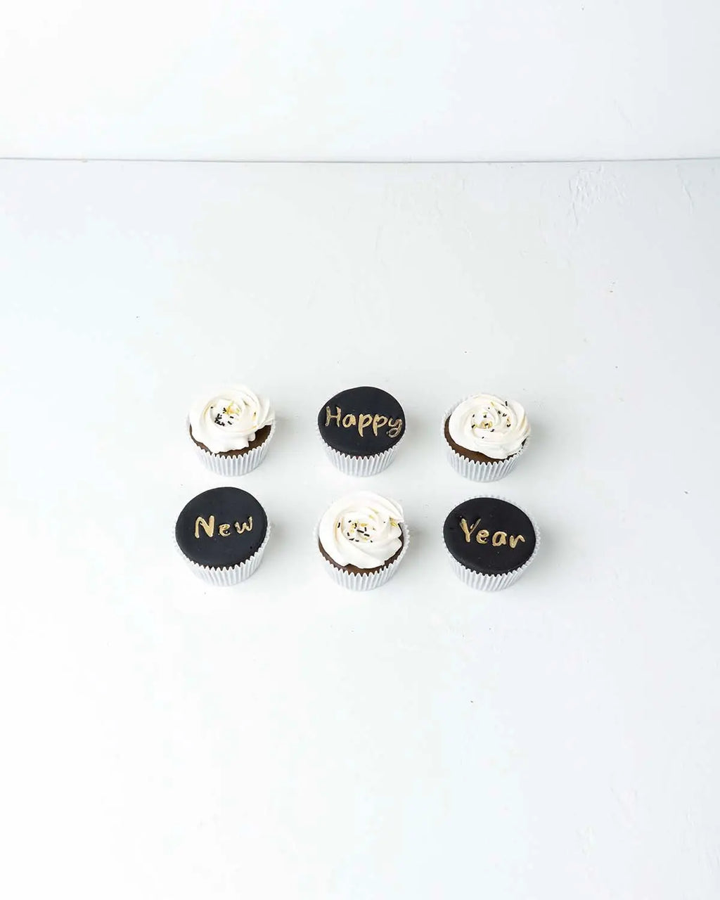 6-new-year-theme-cake-dubai