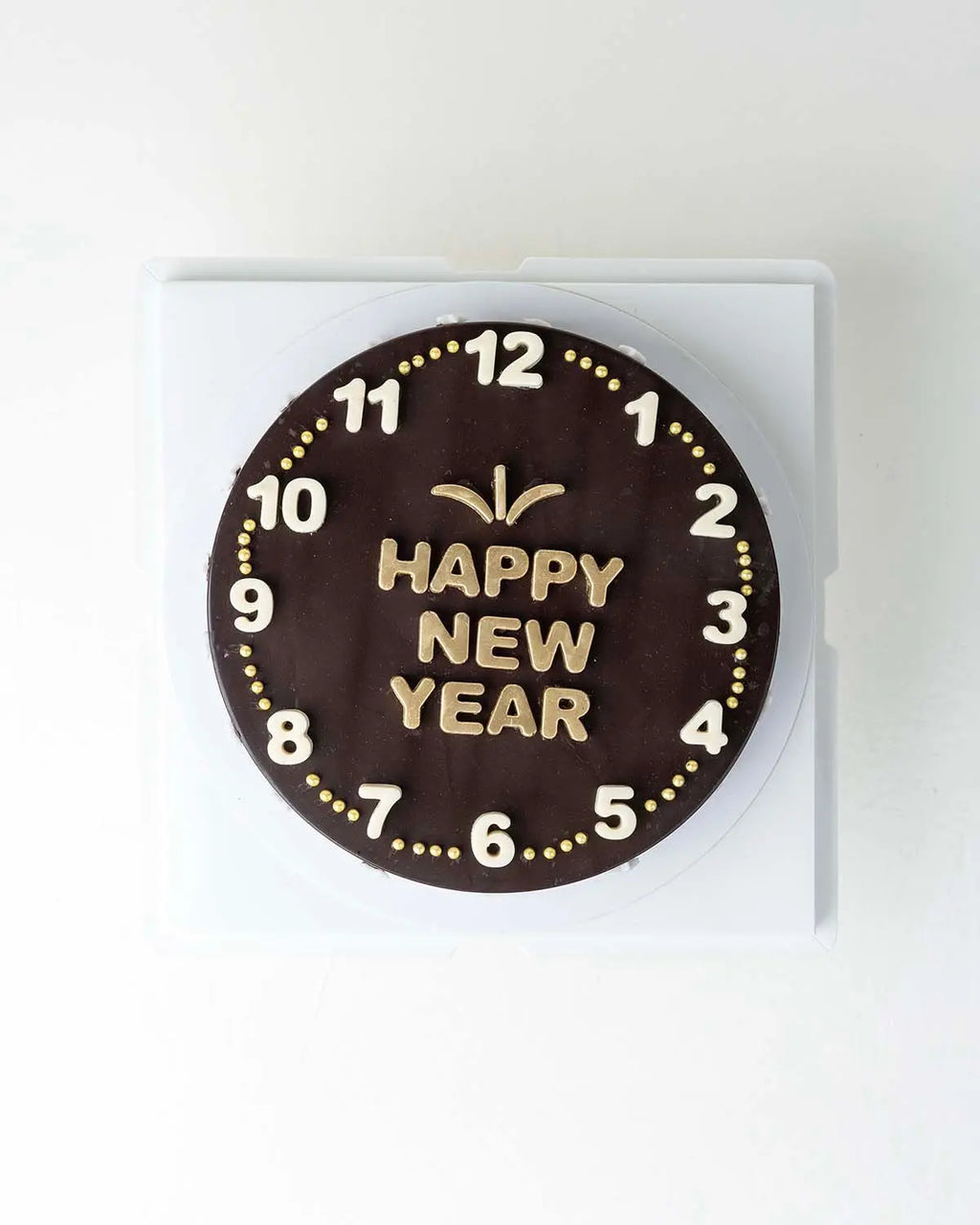 happy-new-year-cake-with-chocolate-dubai