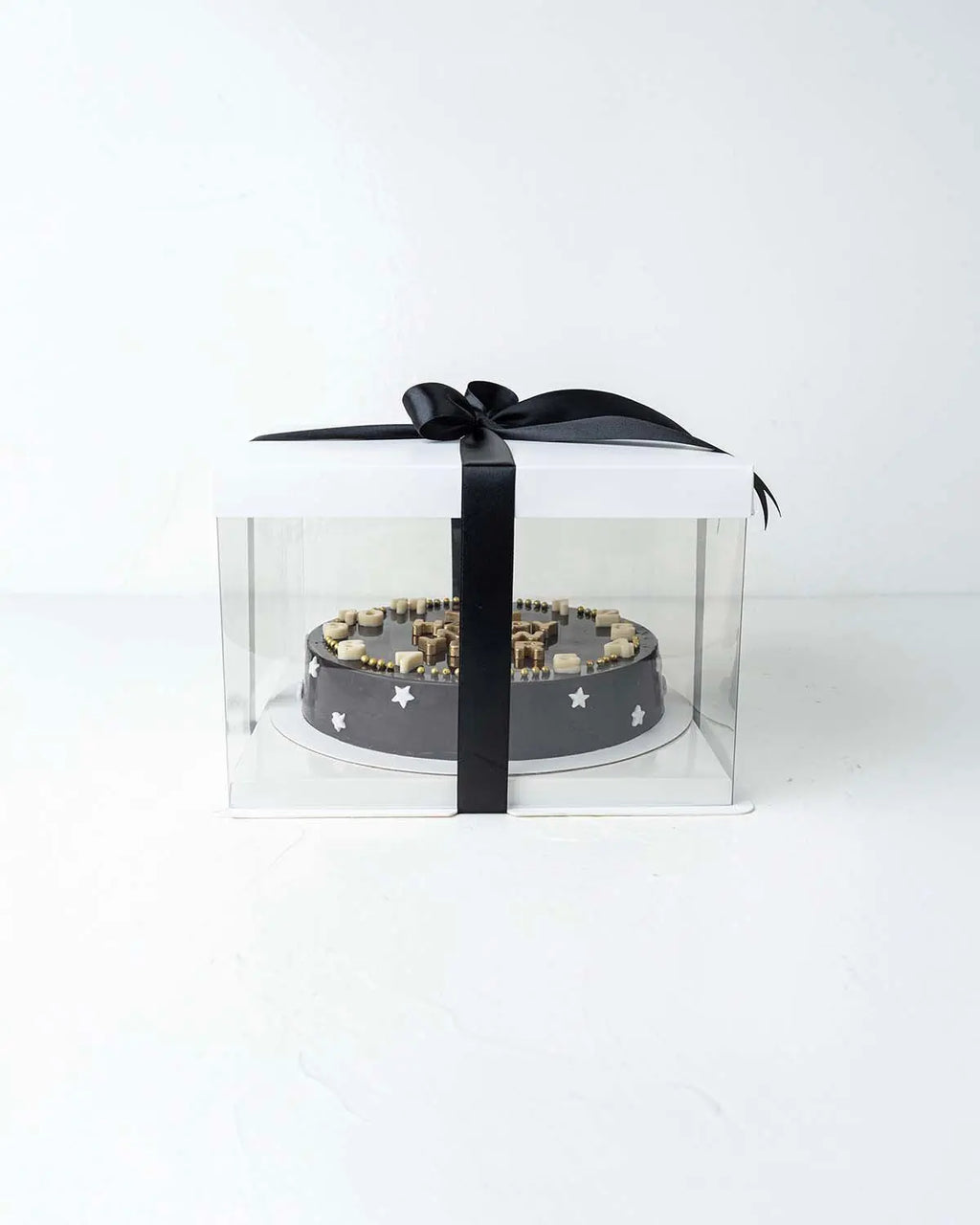 happy-new-year-cake-with-chocolate-dubai