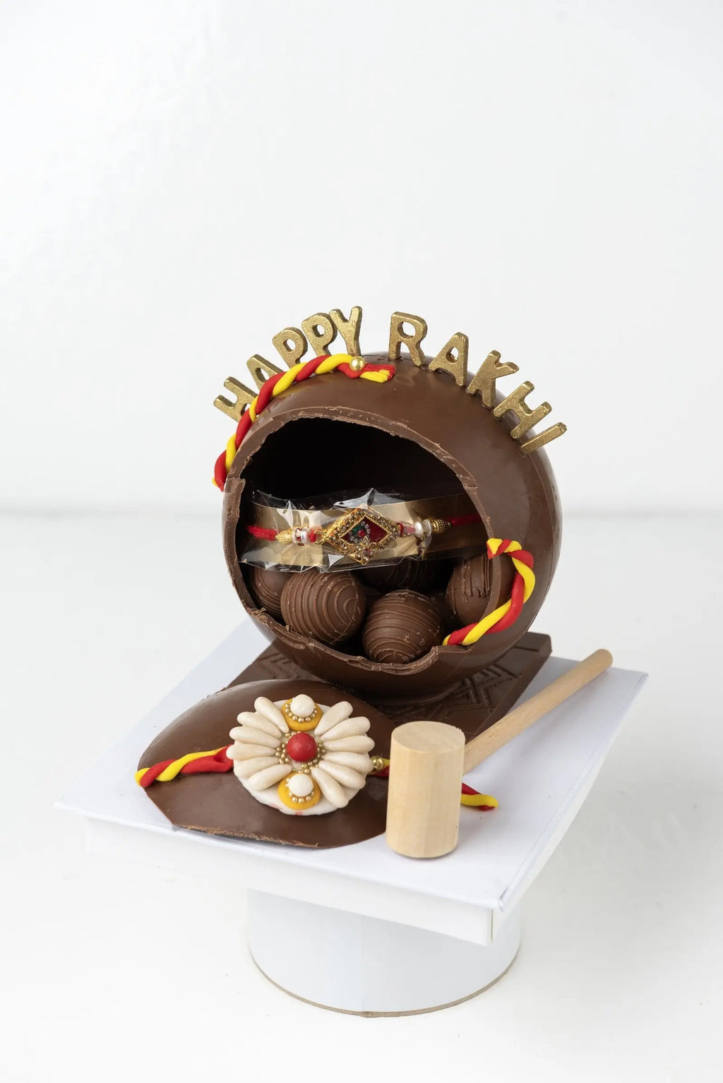 happy-rakhi-smash-chocolates-dubai