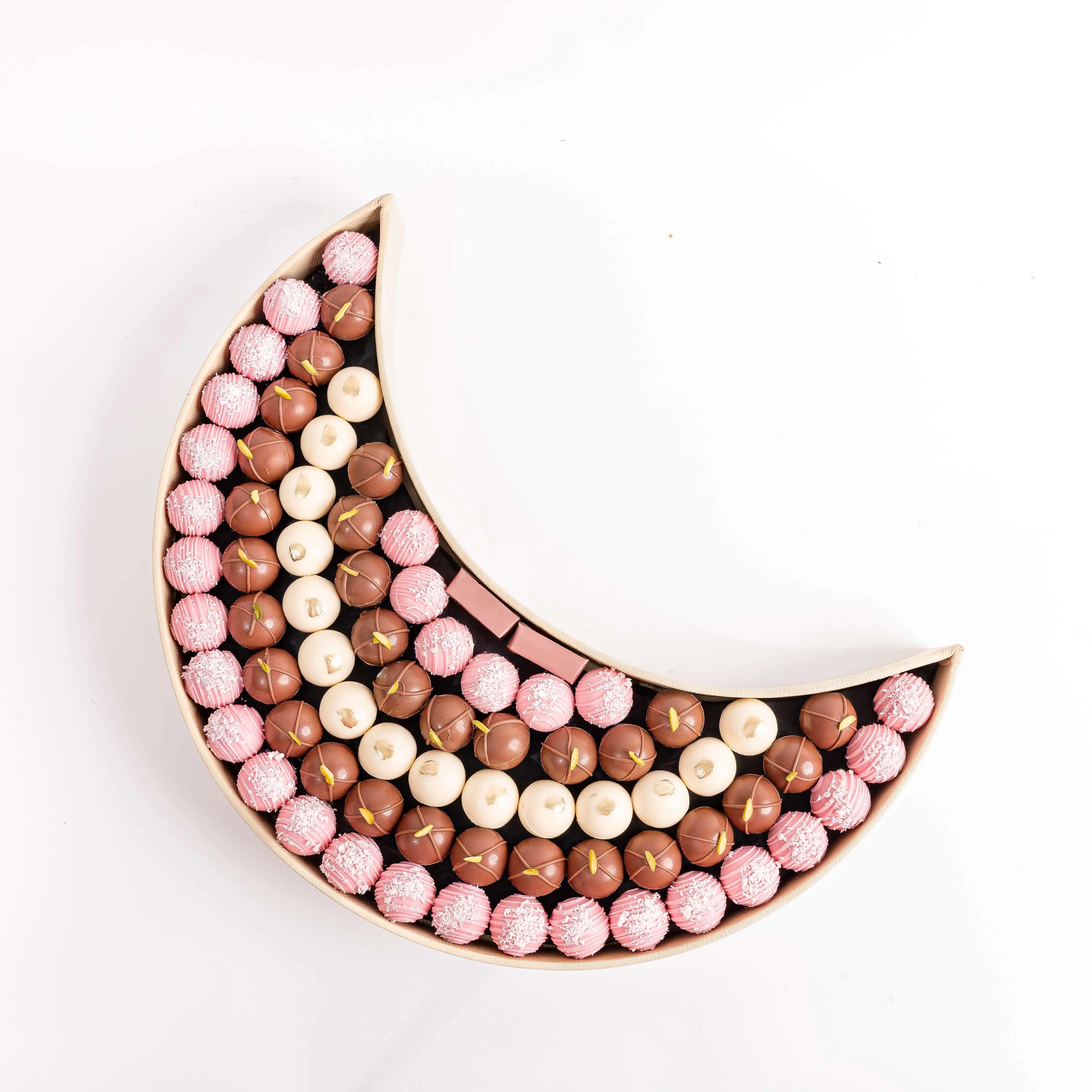 grand-eid-crescent-chocolate-gift-hamper-dubai