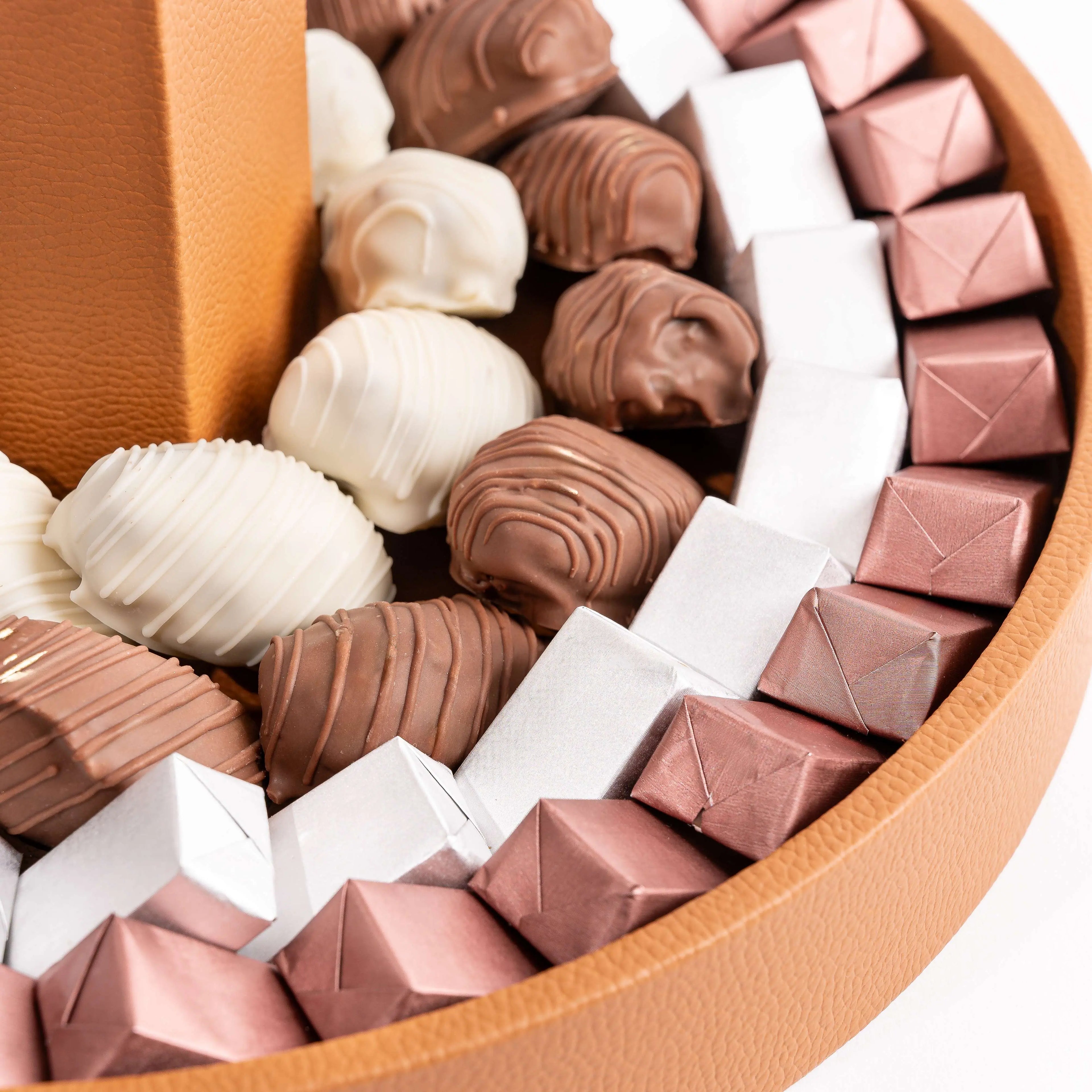 imperial-arabic-desserts-gift-tower-dubai