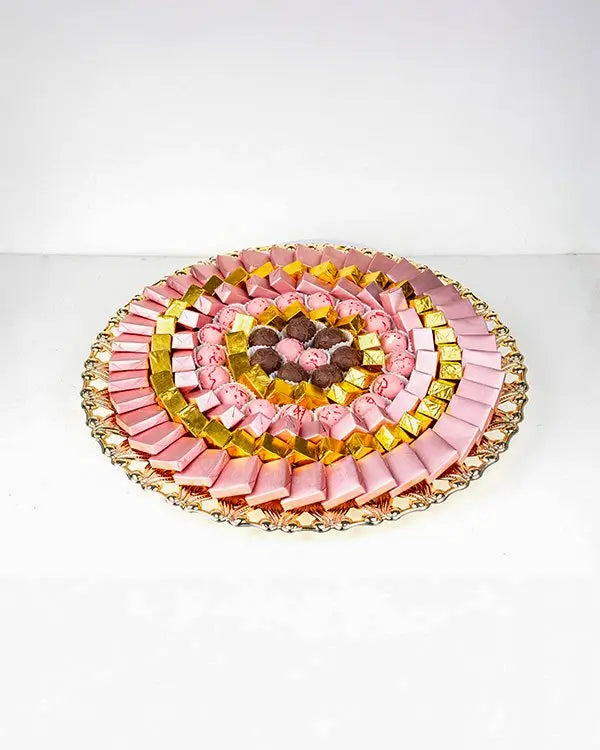 133-assorted-chocolates-tray-dubai