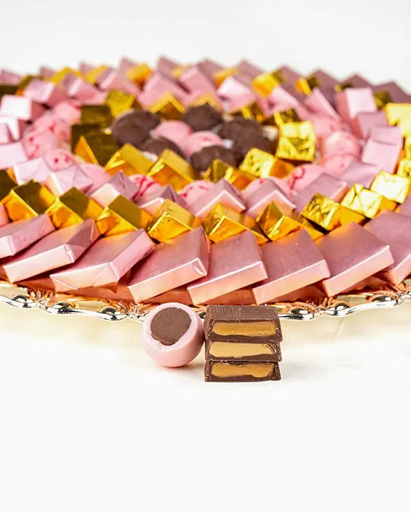 133-assorted-chocolates-tray-dubai