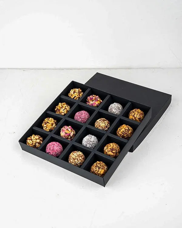 16-assorted-flavor-energy-balls-dubai