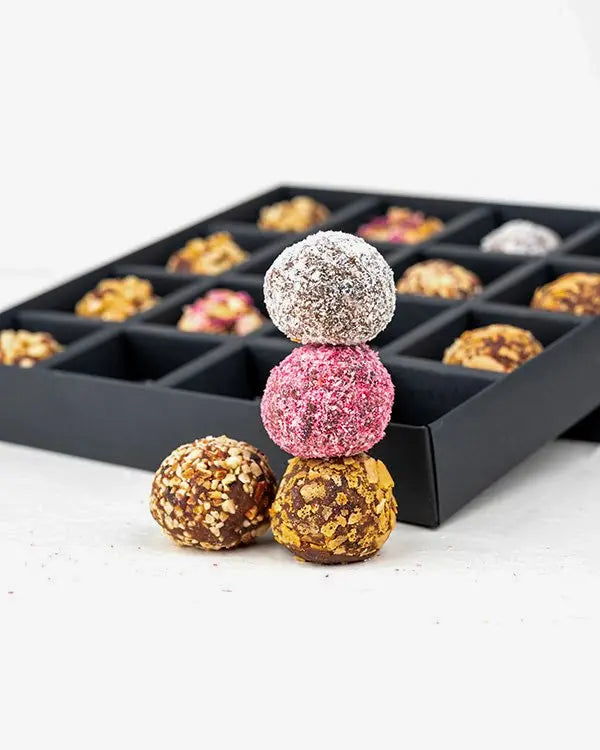 16-assorted-flavor-energy-balls-dubai