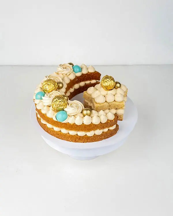 1kg-vanilla-crescent-cake-dubai