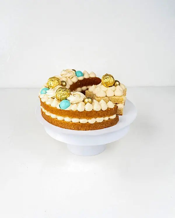 1kg-vanilla-crescent-cake-dubai