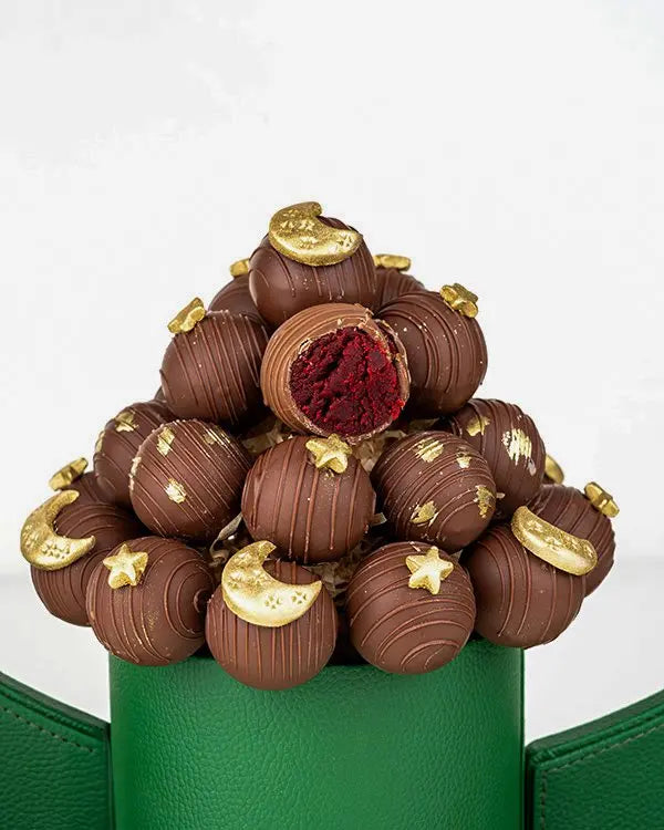 luxury-cake-pop-hamper-dubai