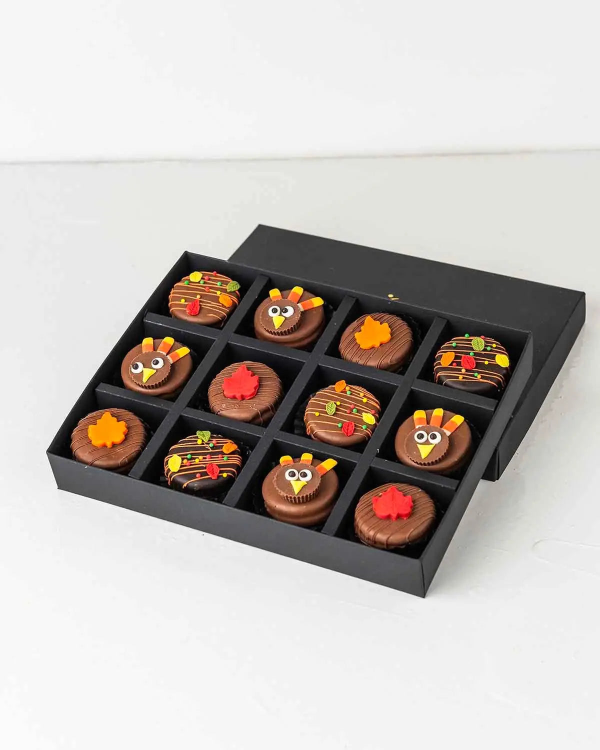 thanksgiving-theme-chocolate-oreos-dubai
