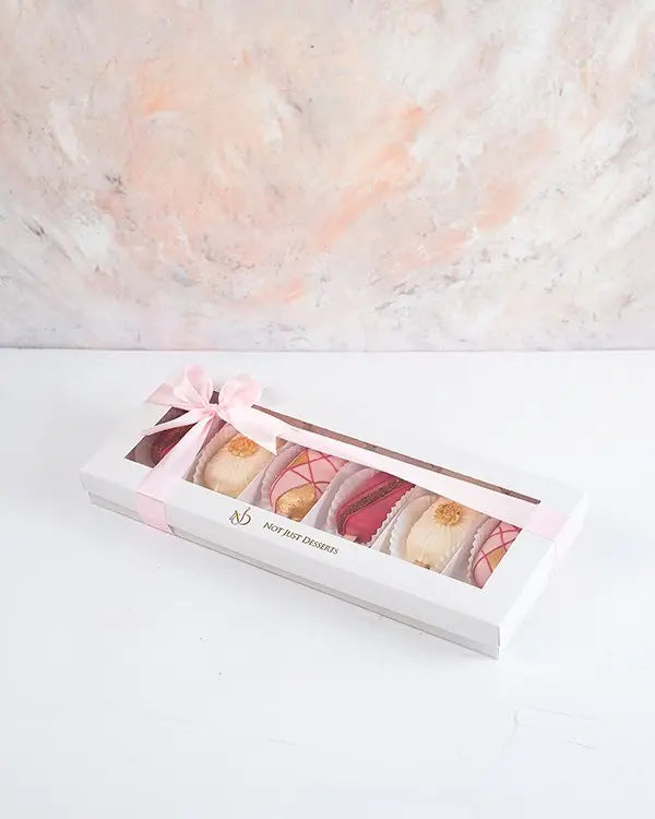 pink-and-white-chocolate-cakesicles-dubai