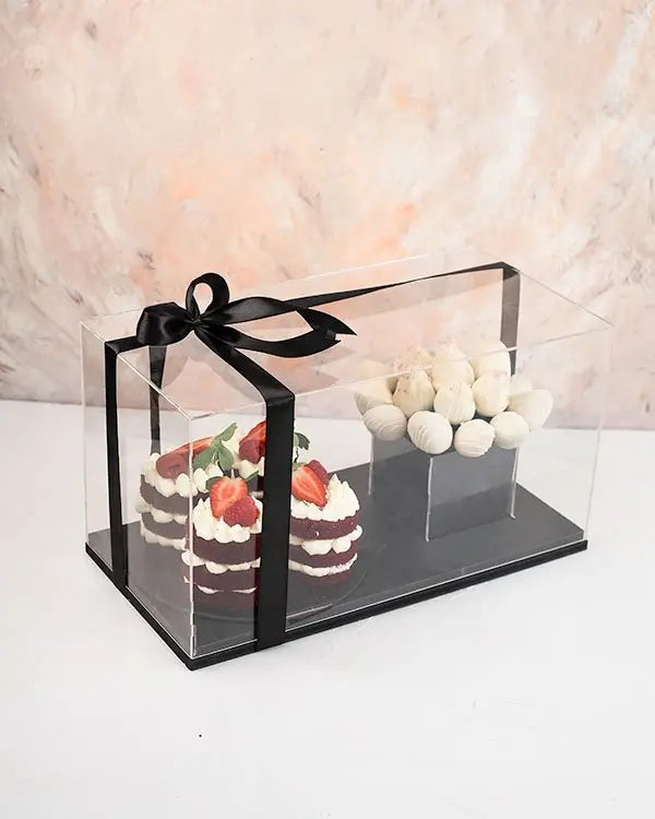 mini-cakes-and-berries-arrangement-dubai