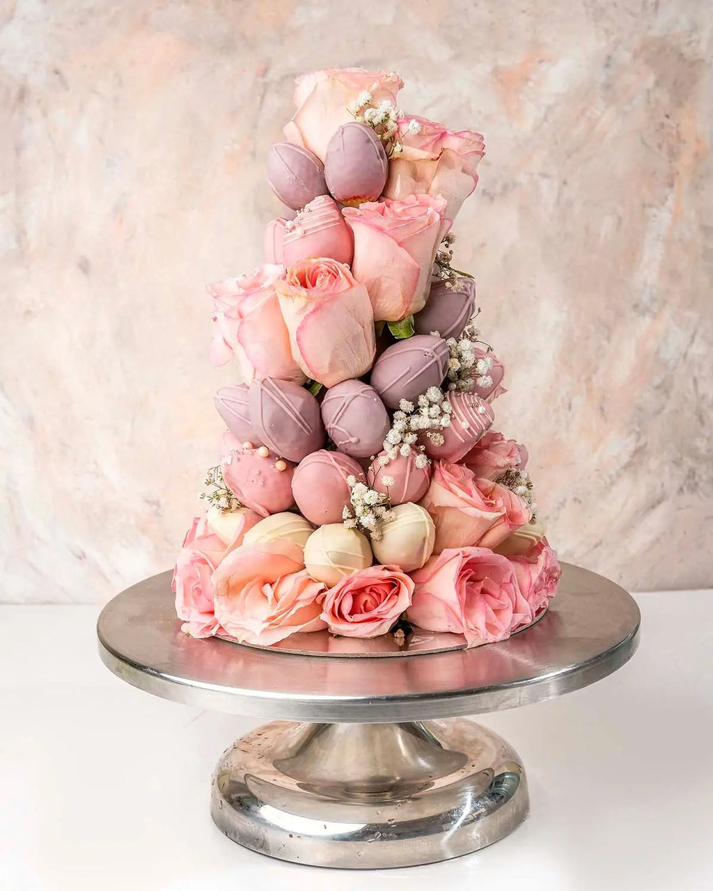 chocolate-strawberries-and-roses-tower-dubai