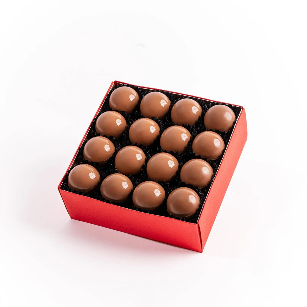 the-truffle-collection-16pc-gift-box-dubai