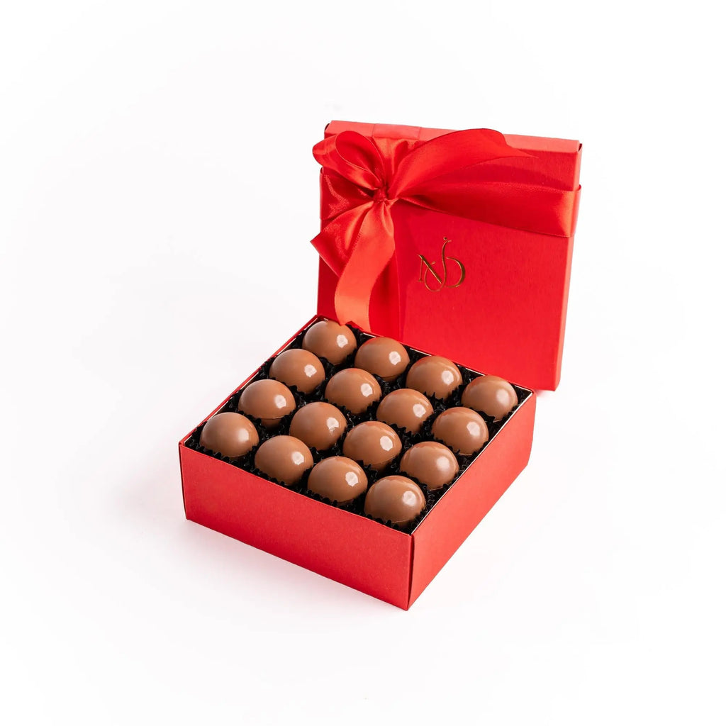 the-truffle-collection-16pc-gift-box-dubai