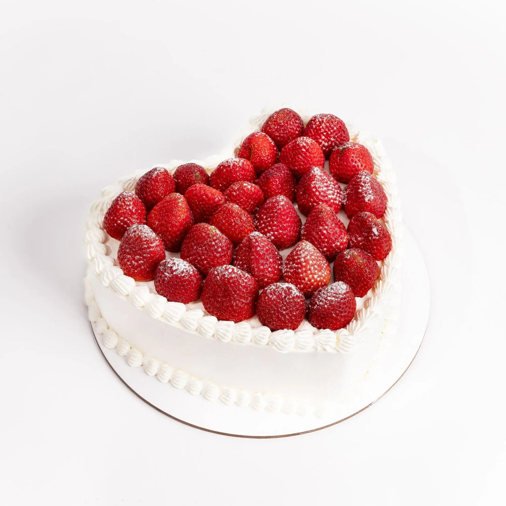 signature-fresh-strawberry-cake-2kg-dubai