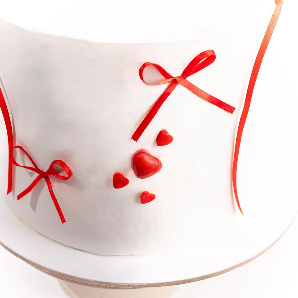 signature-fresh-fruit-couture-cake-1kg-dubai