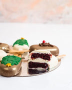 reindeer-and-tree-cakesicles-dubai