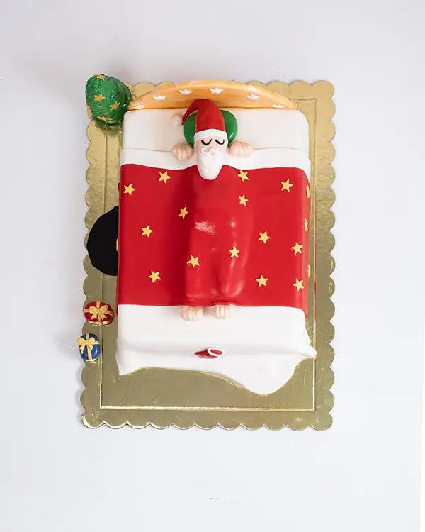 sleeping-santa-cake-dubai