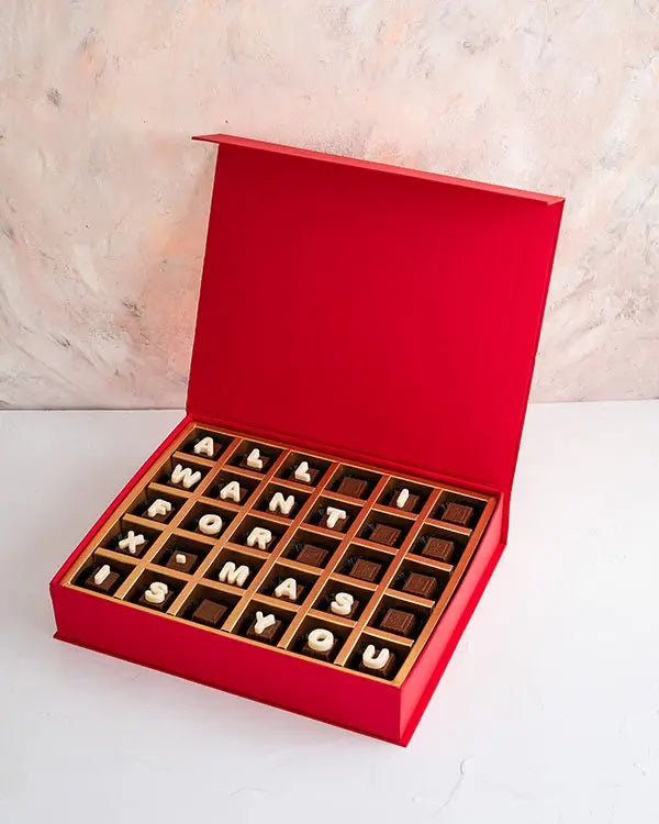 30pcs-xmas-customizable-chocolate-box-dubai