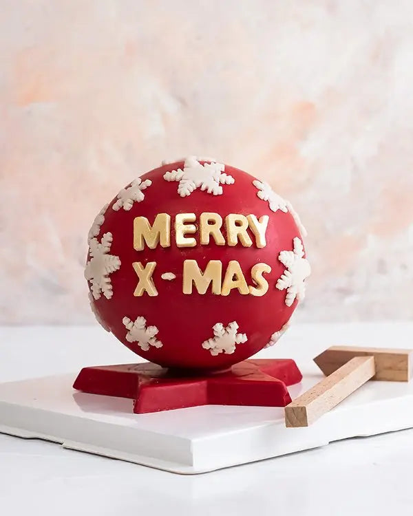 xmas-pinata-ball-dubai
