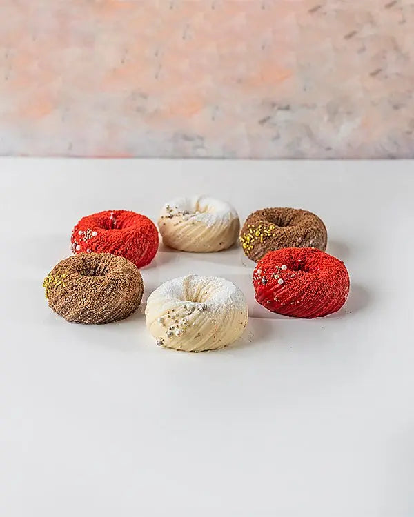 donut-style-mini-cakes-dubai