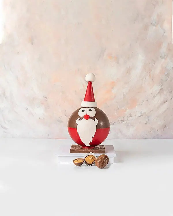 3d-chocolate-pinata-santa-dubai