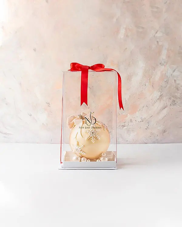 white-3d-chocolate-bauble-dubai