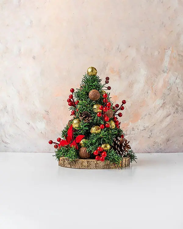 christmas-tree-with-edible-ornaments-dubai