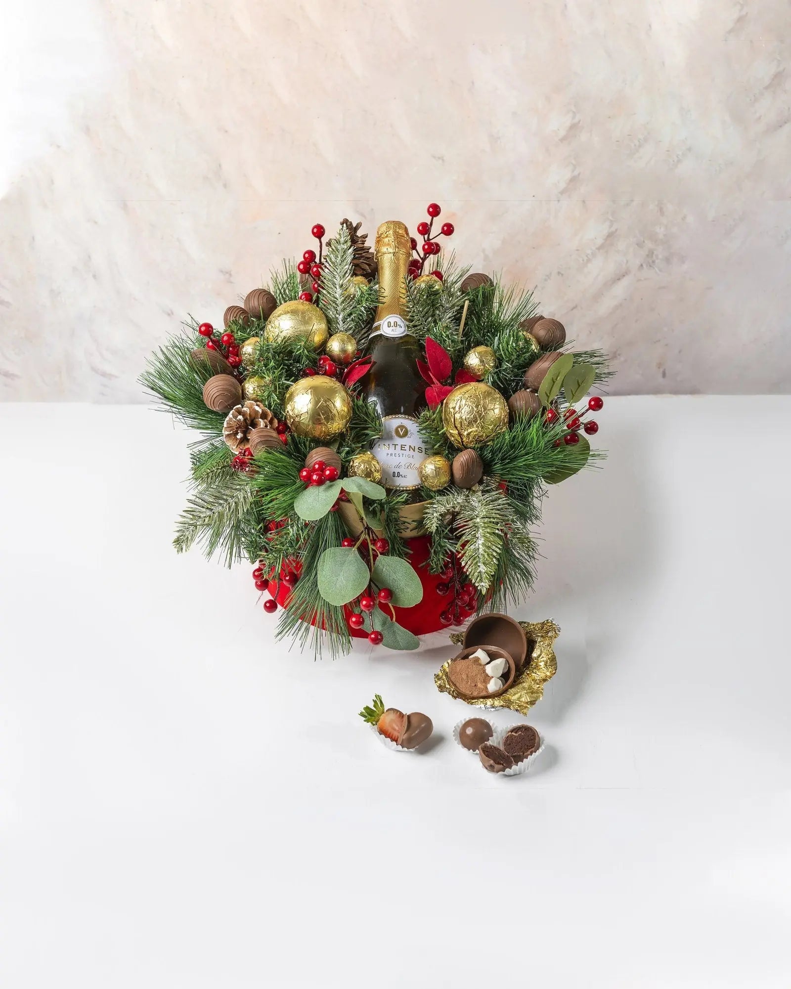 wine-assorted-christmas-hamper-dubai