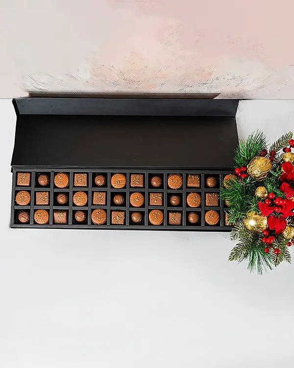 luxury-assorted-chocolate-arrangement-dubai