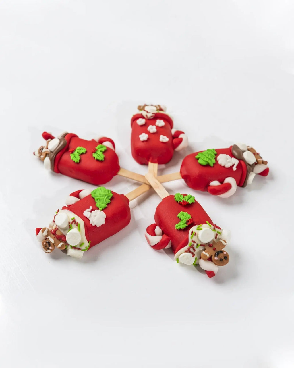 gingerbread-man-theme-cakesicles-dubai