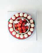 holiday-season-cake-with-fresh-strawberries-dubai
