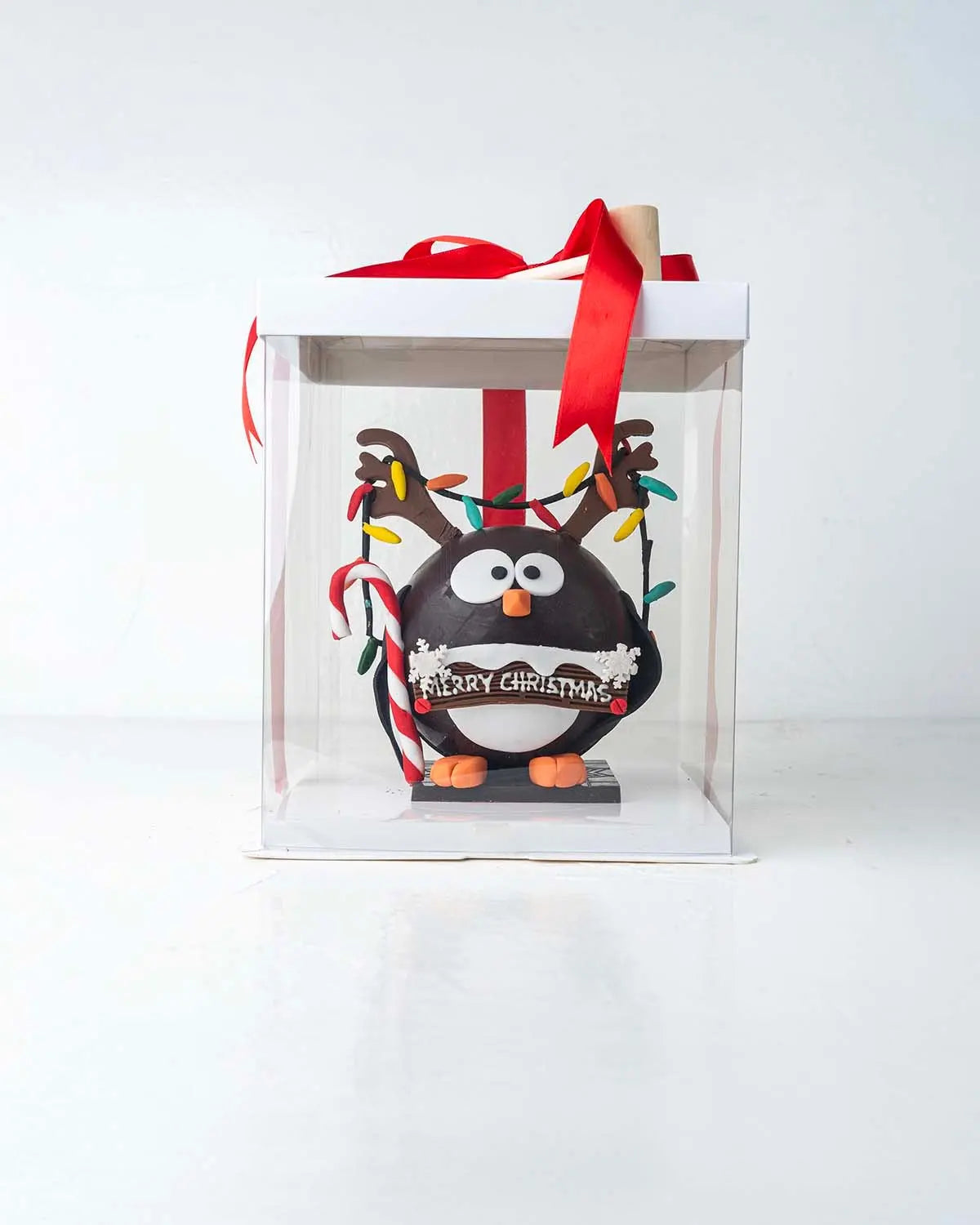 penguin-with-ribbons-dubai